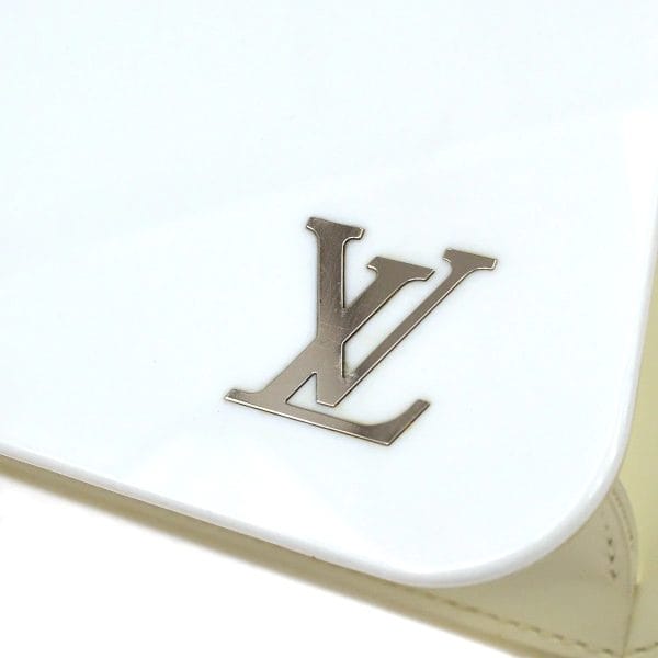 5 Louis Vuitton Night Clubber Hand Bag White Plastic