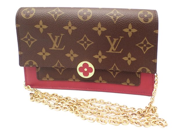 lv bff main LOUIS VUITTON Flor Chain Clutch Bag Monogram