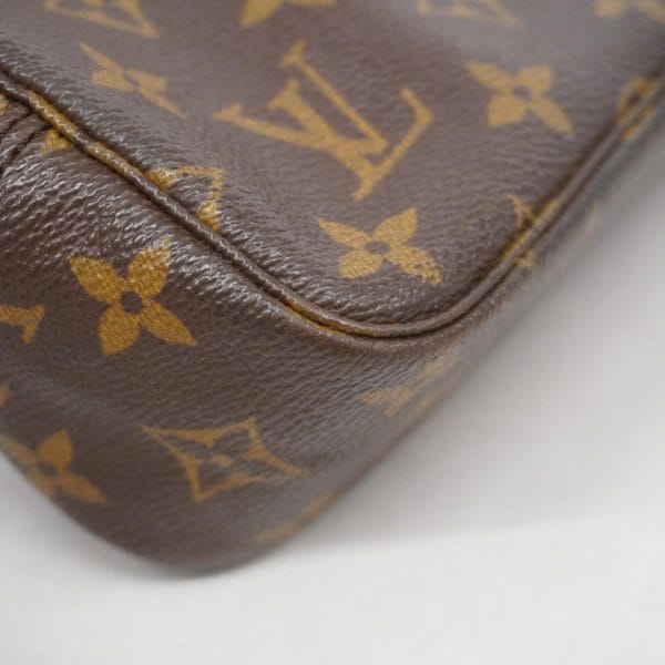 1240001049046 6 Louis Vuitton Truth Wallet 23 Monogram Pouch Brown