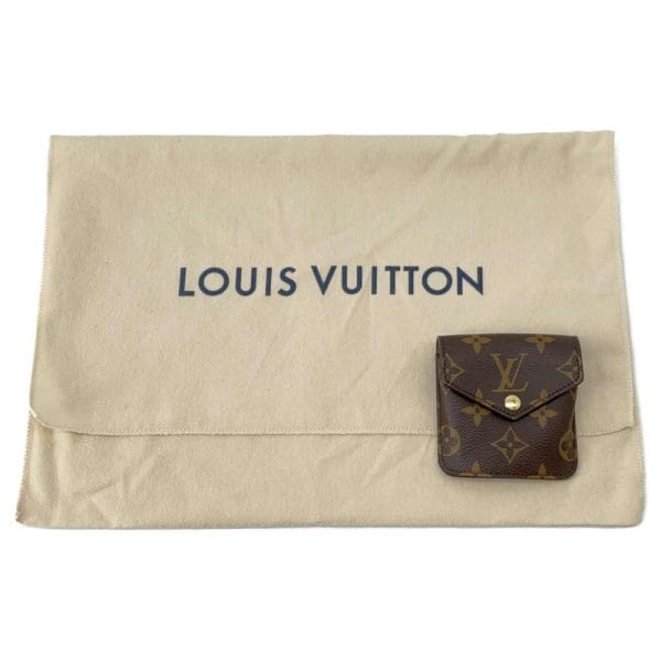 9359277 14 Louis Vuitton Utility Crossbody Shoulder Bag Monogram Brown