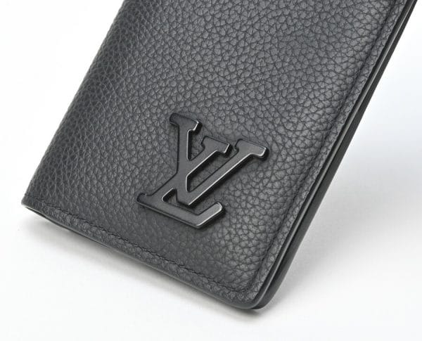 imgrc0102850025 Louis Vuitton Aerogram Organizer de Poche Grained Black