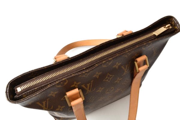 m 210810 50 lv 9 Louis Vuitton Hippo Piano Monogram Tote Bag