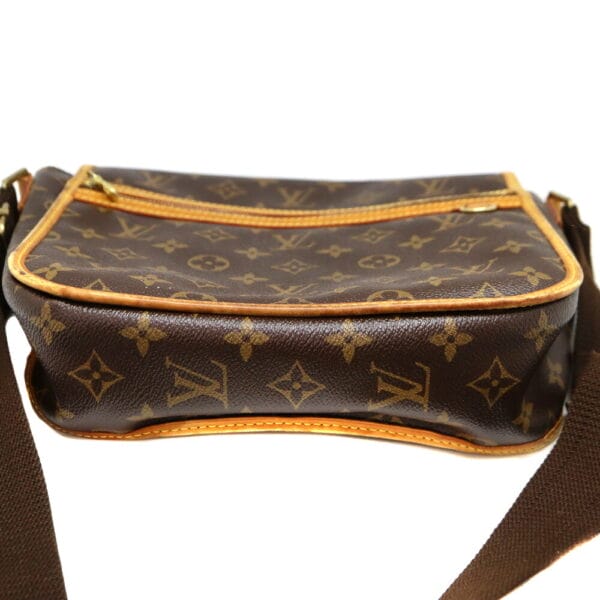 a23 8370 5 Louis Vuitton Messenger Bosfall PM Monogram Shoulder Bag Brown